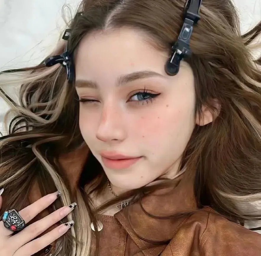 朝鲜名侦探:奴隶的女儿